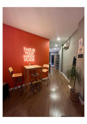 Cosy flat with a garden in central Kadikoy